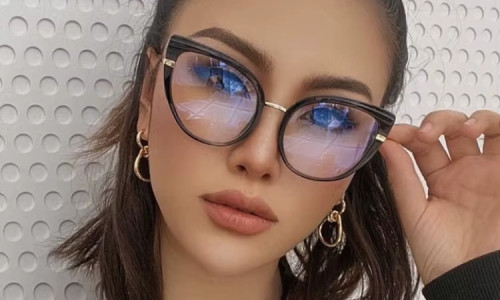 The Top Benefits of Blue Light Reading Glasses: Protect Your Eyes with Readsun Optical