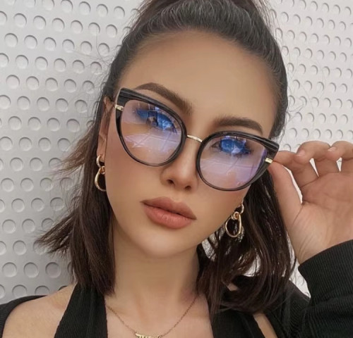 The Top Benefits of Blue Light Reading Glasses: Protect Your Eyes with Readsun Optical