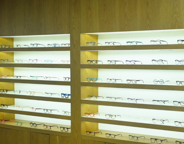 Plastic and metal eyeglass frame production line at READSUN