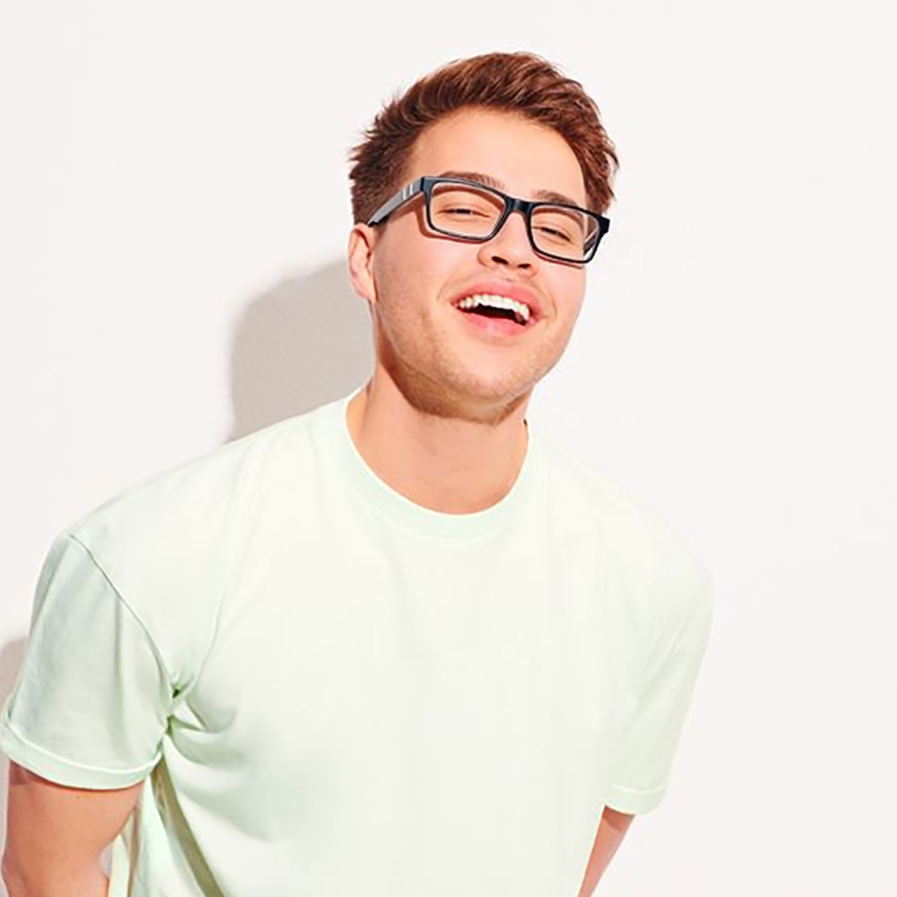 OA980041 OEM Eyewear Manufacturer frame, temple and hinge detail