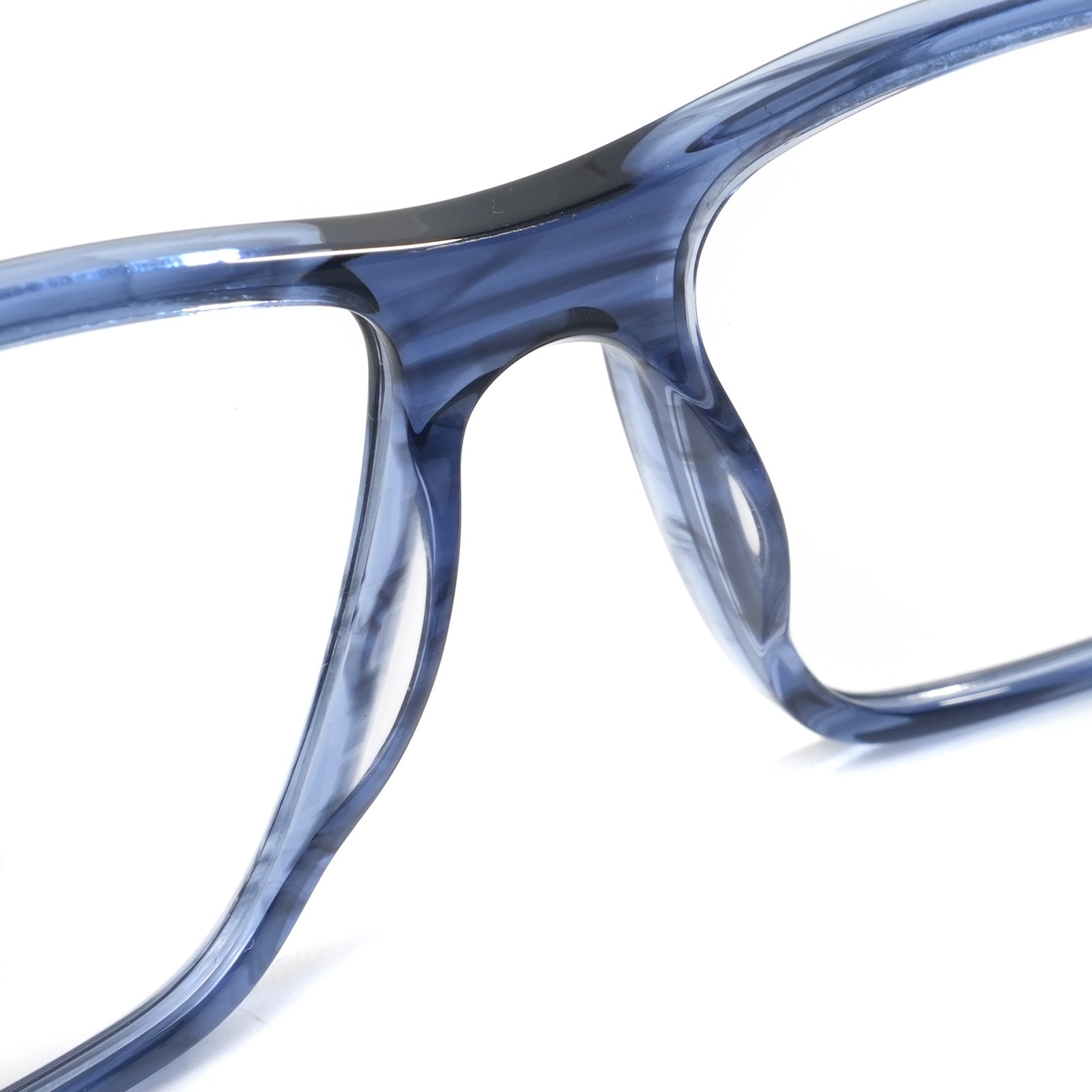 OA980041 Custom Designed frame, colour and material close-up