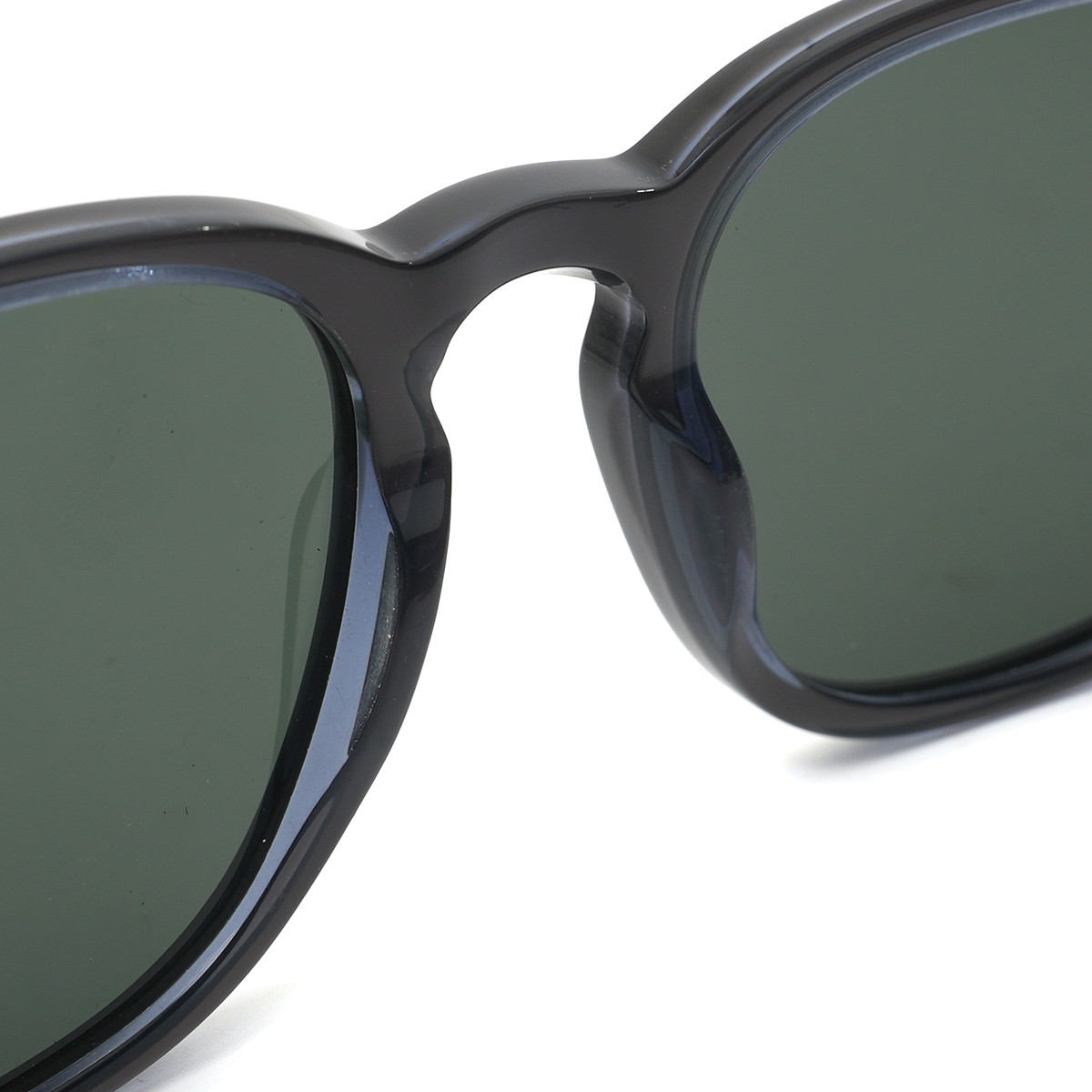 25C266A classic acetate sunglasses front frame detail