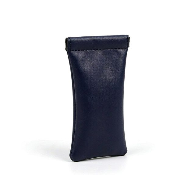 PU pouch squeeze-top detail