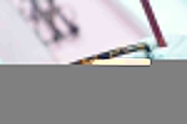 Handmade Acetate Eyeglass Frames: Why Craftsmanship Wins for Premium Brands