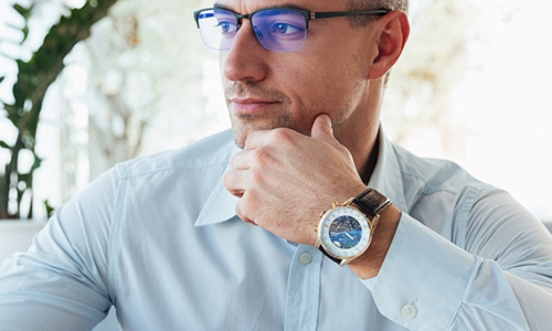 How to Choose the Right Reading Glasses Strength & Distance: Expert Guide by READSUN Optical