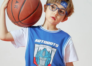 Why Acetate Optical Eyeglasses Are the Best Choice for Kids: Comfort, Safety & Style