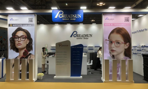 Top Eyewear Manufacturers in Italy