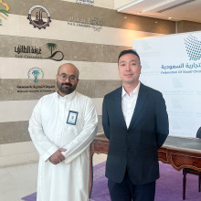 General Manager Li Jianheng was invited to visit Dubai  and Saudi Arabia to discuss cooperation opportunities