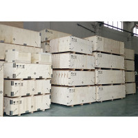 Application of semi-automatic flat screen printing machine in wooden box packaging logo printing