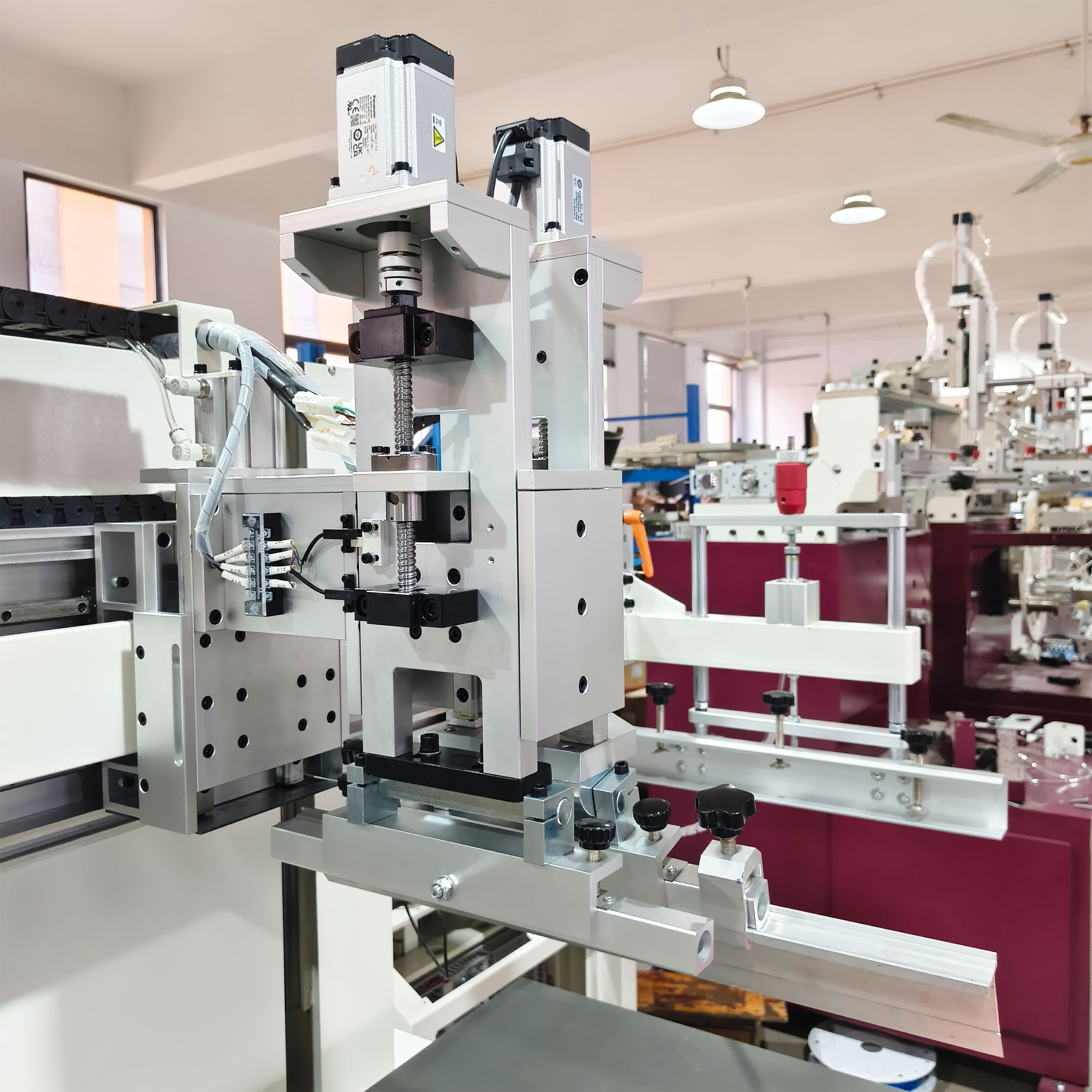 Screen printing press