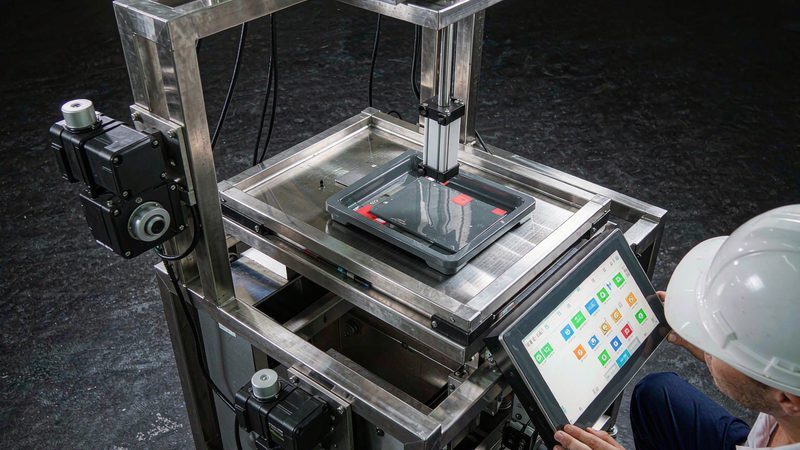 Touchscreen control panel of an automatic screen printing machine