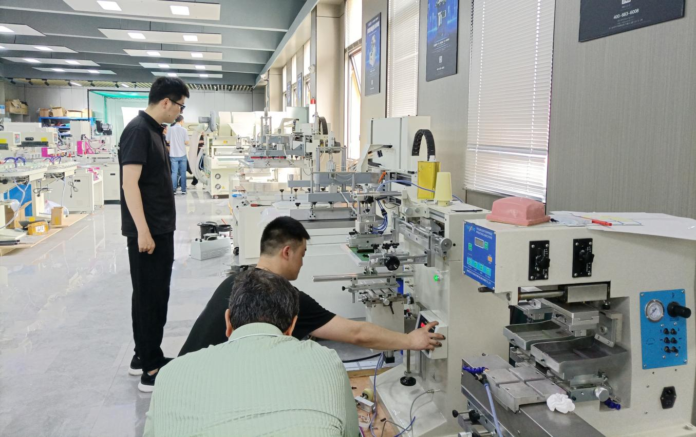 Ampoule screen printer