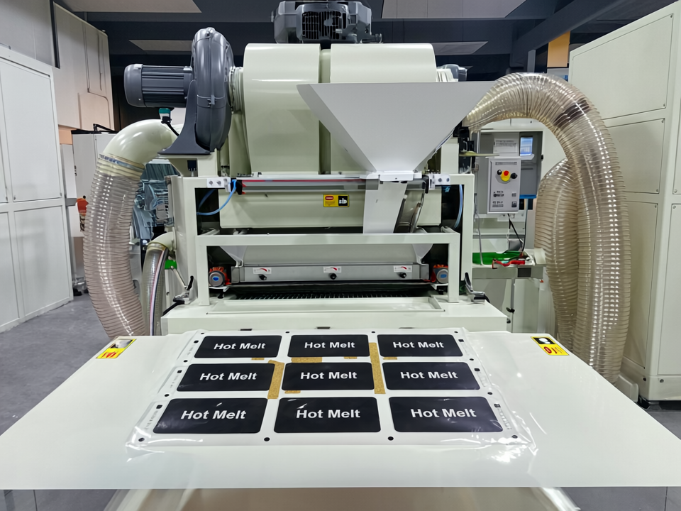 Why You Need a Dual-Suction Powder Machine for Coating Hot Melt Powder on Heat Transfer Film