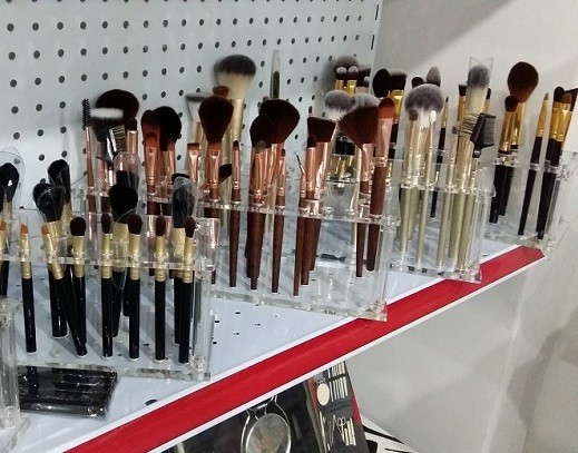 touch redder makeup brush factory
