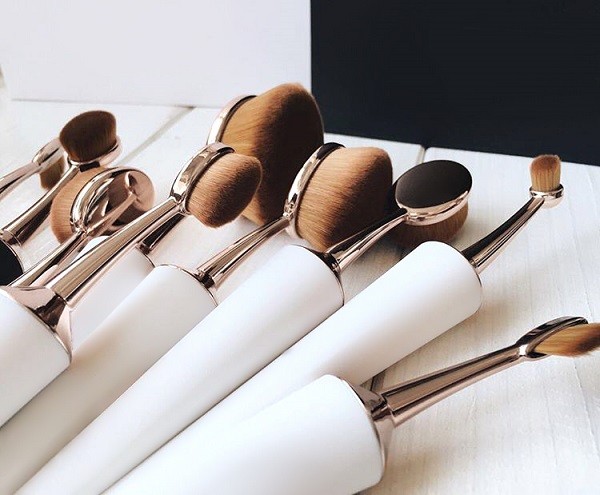 high quality taper makeup brushes