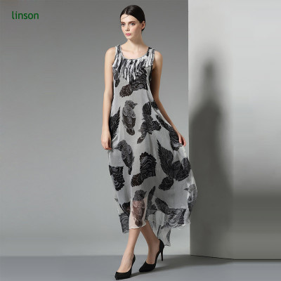 China professional custom digital printing silk chiffon fabric for female dress