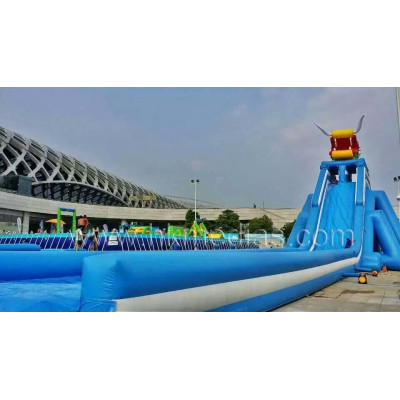 Giant water slide