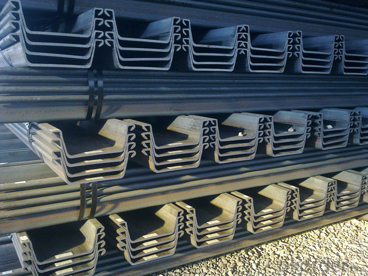 Steel sheet pile wall detail