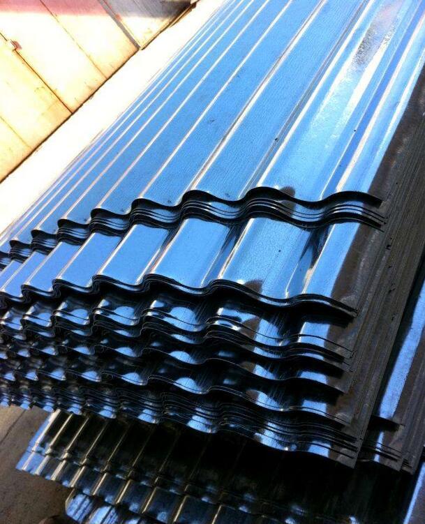 corrugated steel panels