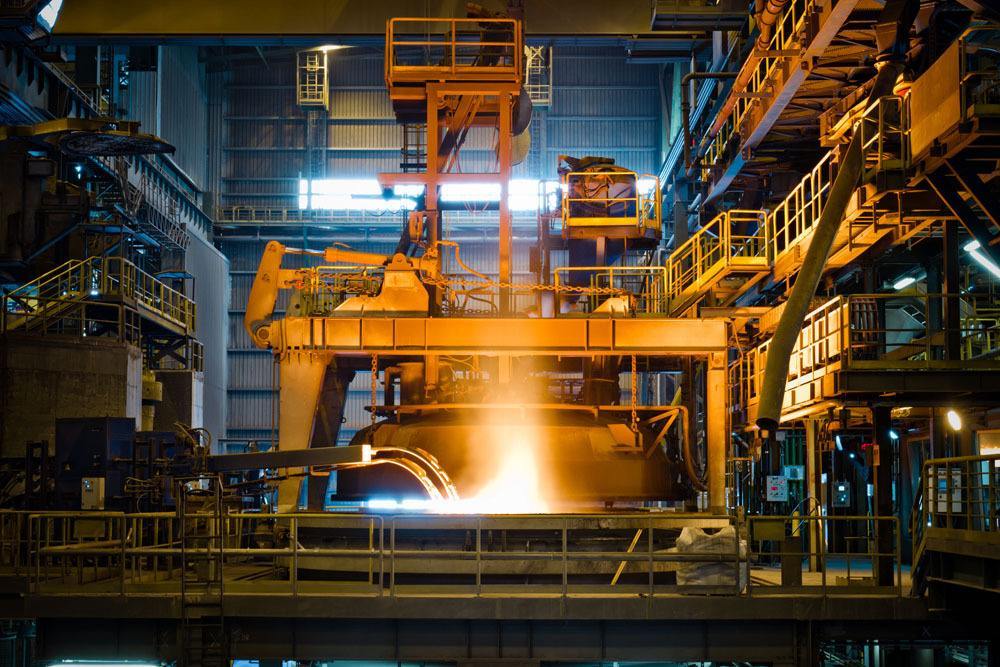 The world's largest steel mill plans to sell European steel mills and cable business