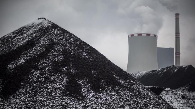 Global thermal coal demand is expected to fall by 2% in 2025