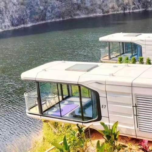 Fully Furnished Luxury Modern Prefabricated Mobile Space Capsule House