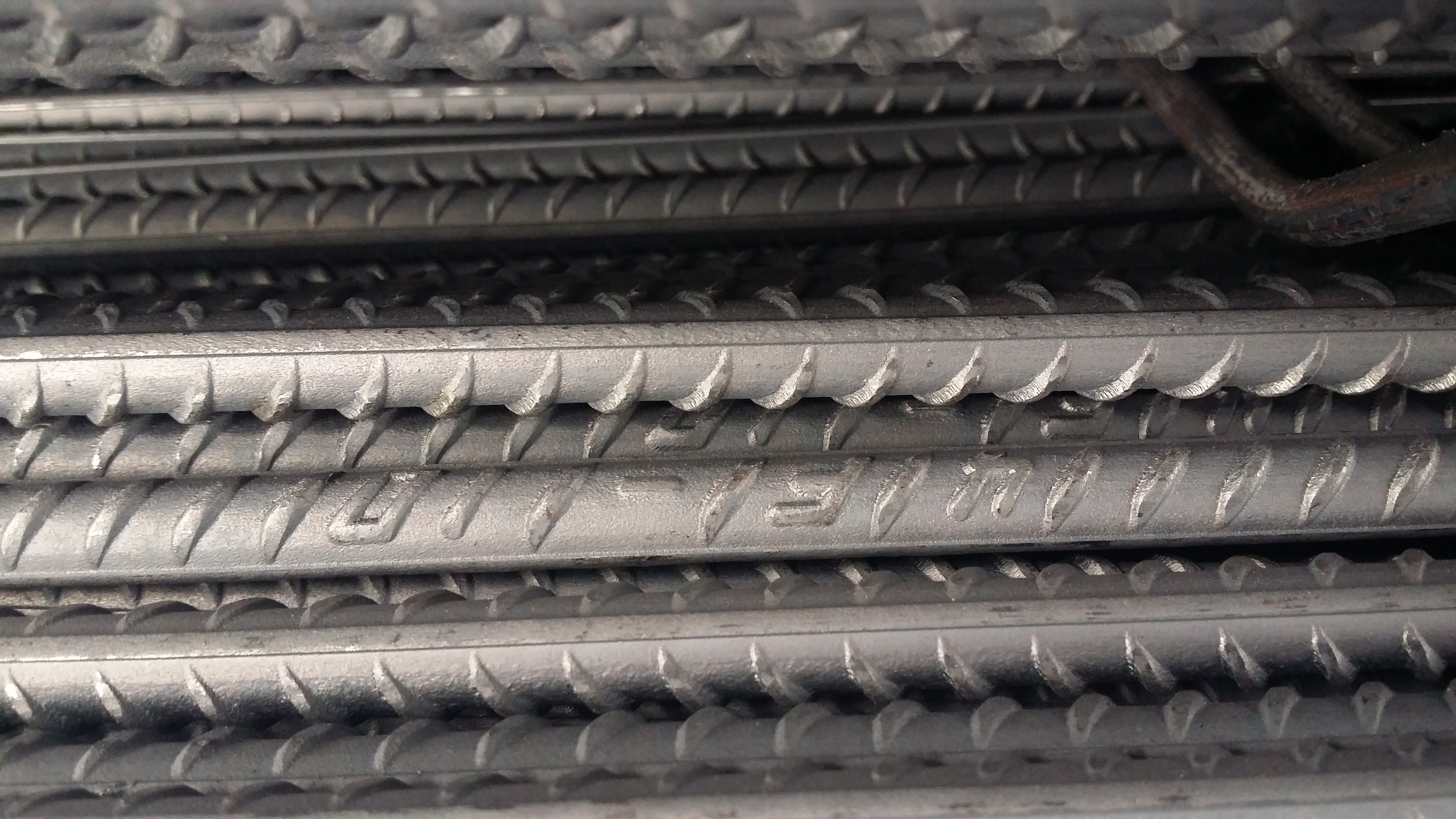 Deformed steel bar (rebar)