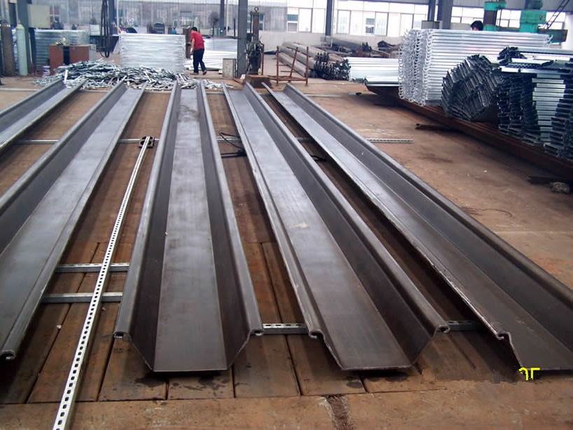Hot Rolled Rolling Z Shaped Steel Sheet Pile Junnan Steel hot-rolled-rolling-z-shaped-steel-sheet-pile-junnan-steel