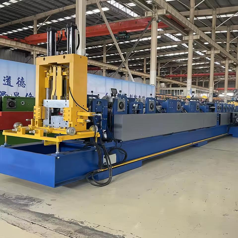 Cold roll forming machine
