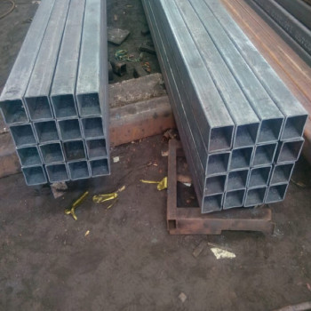 CARBON SEAMLESS SQUARE PIPE