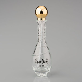 Wholesale cheap empty crystal glass perfume bottle with plastic sprayer cap