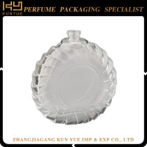 diamond model cap with decorative pattern glass perfume bottle