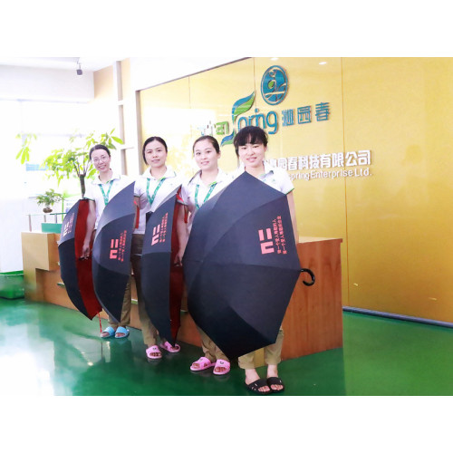 Los paraguas cariñosos reparten amor por todo Transpring