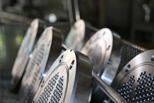 Four-axis machining center 