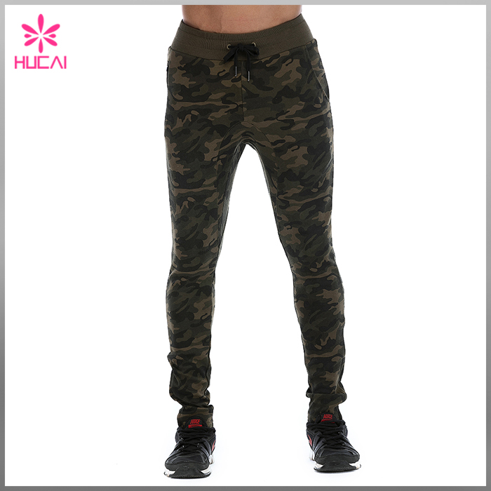 camo sweatpants outfit