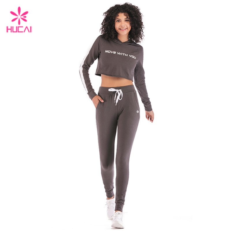 Wholesale Crop Top Hoodie And Jogger Pants Set Loose Fit Women Cotton Yoga  Wear, Custom Sports Tracksuit