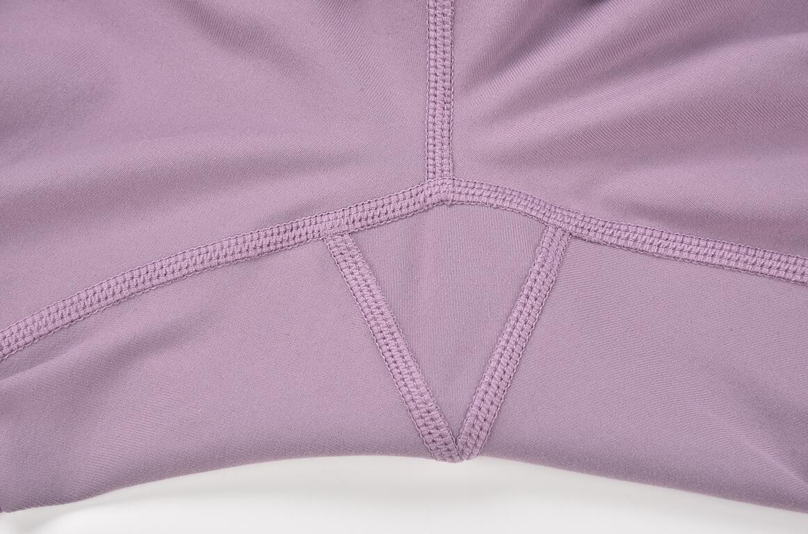 High Quality Fitness Leggings Triangle Crotch Detail