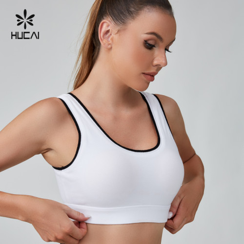 HUCAI Sportswear Manufacturer|Custom Big U-neck black And White Spliced Tennis Sports Bra