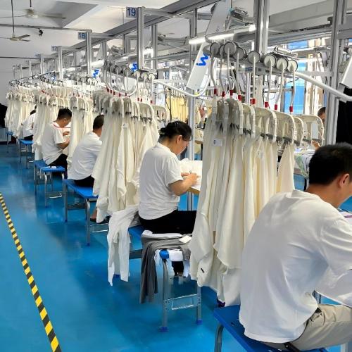 The Ultimate Guide to Partnering with a Ladies Gym Wear Manufacturer: Crafting Your Brand's Success