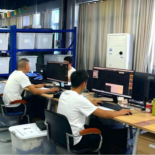 Four Key Steps in Customizing Fall/Winter 2025 Activewear: From Samples to Bulk Production