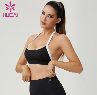 HUCAI Custom Halter Sports Bra with Color-Blocked Straps and Peach-Soft Fabric