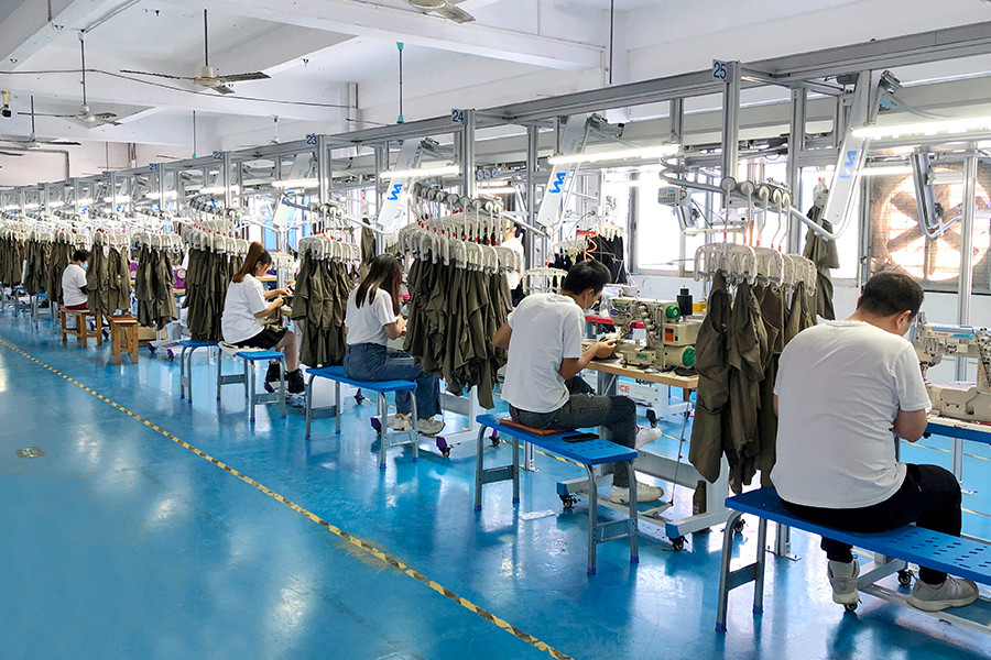 Private Label Sportswear: How to Build Your Brand Without a Factory