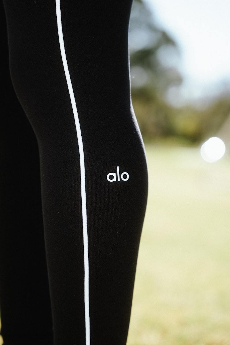 How to Define Compression Direction for Premium Leggings and Training Shorts Before Sampling