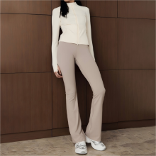 Women's Custom Activewear Jackets: Lightweight Slim-Fit Long Sleeve & Premium Full-Zip Design