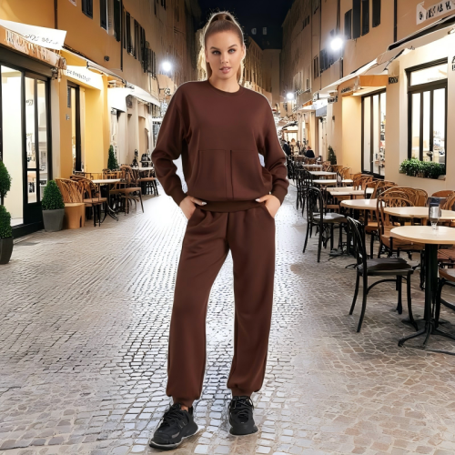 Women's Custom Sports Pants Manufacturer: Air Cotton Joggers, High-Waist Yoga Pants & Hip-Lifting Leggings