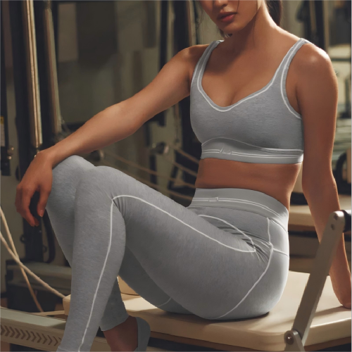 Complete Guide to Choosing Fabric Stretch for Different Yoga Leggings Styles