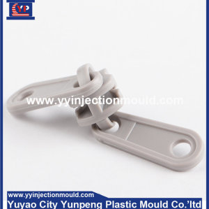 Outdoor Windbreaker Convenient Pull Injection PVC Silicon Zipper Puller Mold Design  (From Cherry)