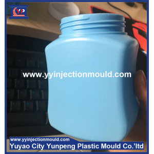 good quality and low price plastic injection bottle cap and plastic blowing bottale body made in china (From Cherry)