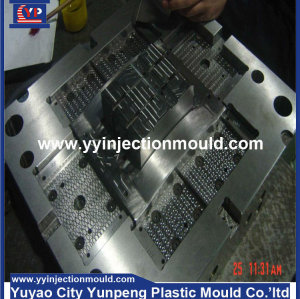 Plastic Injection mould for patch board/sockets power (from Tea)