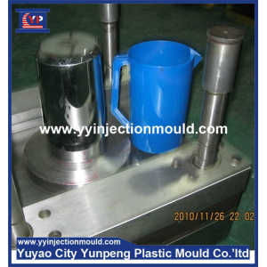 injection mold for plastic cold water cup/bottle (From Cherry)